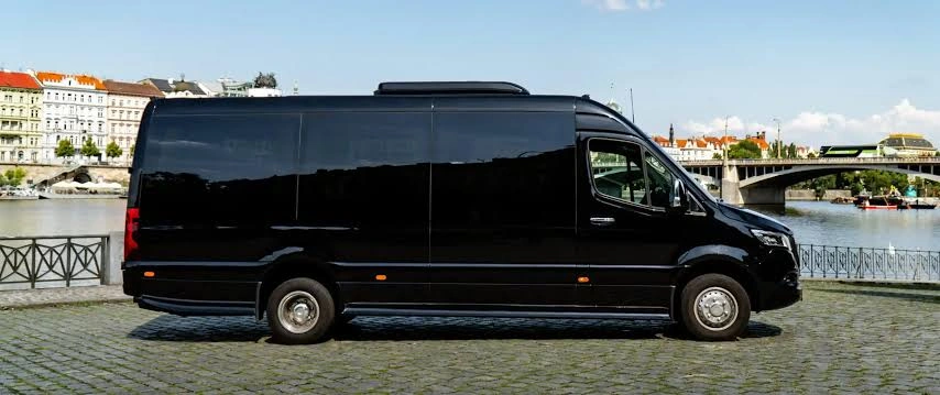 Clear Lake to George Bush Intercontinental Airport (IAH) Car Service