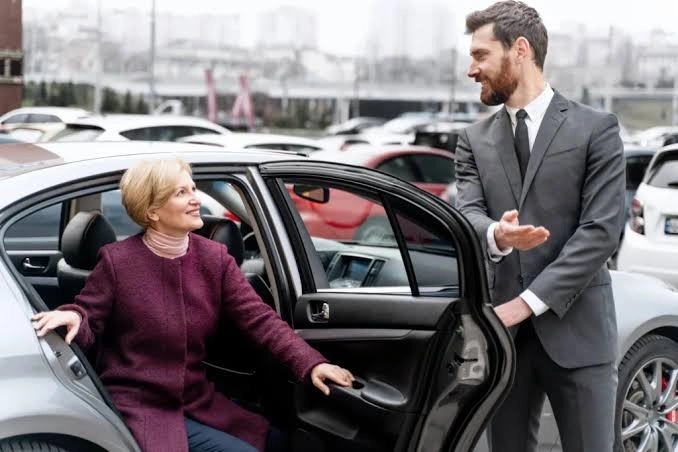 William P. Hobby Airport (HOU) to Bellaire Car Service