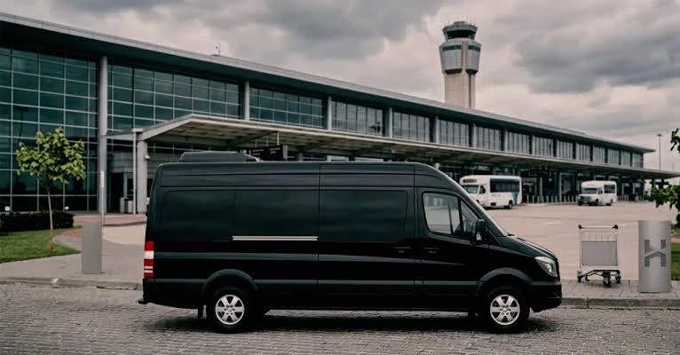 George Bush Intercontinental Airport (IAH) to Memorial Car Service